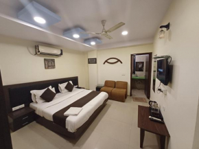 Hotel V inn Sindhi Camp